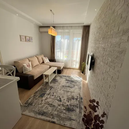 Apartment ламартин- в сърцето на